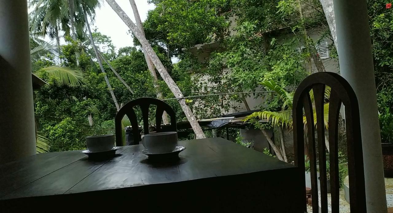 Top Rock Villa Unawatuna Extérieur photo
